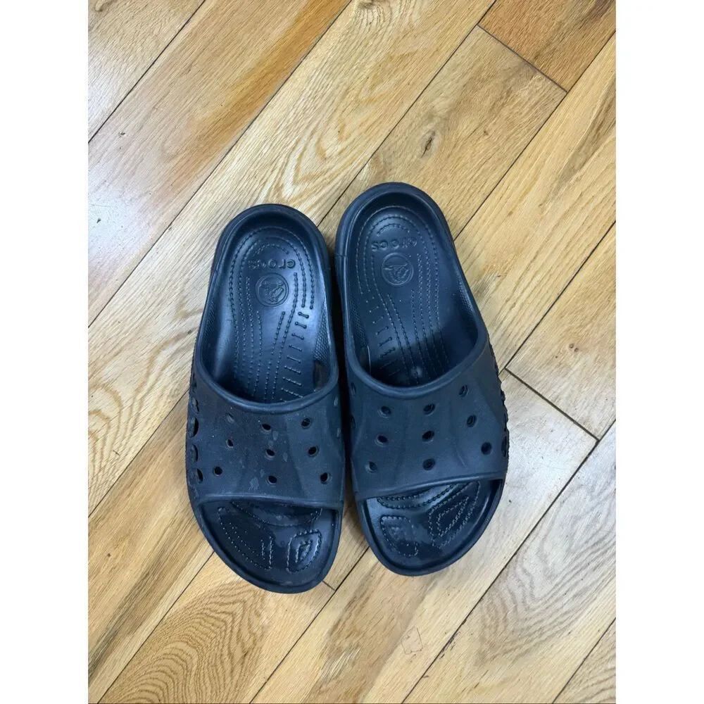 Crocs Womens Black Sandals Size 10